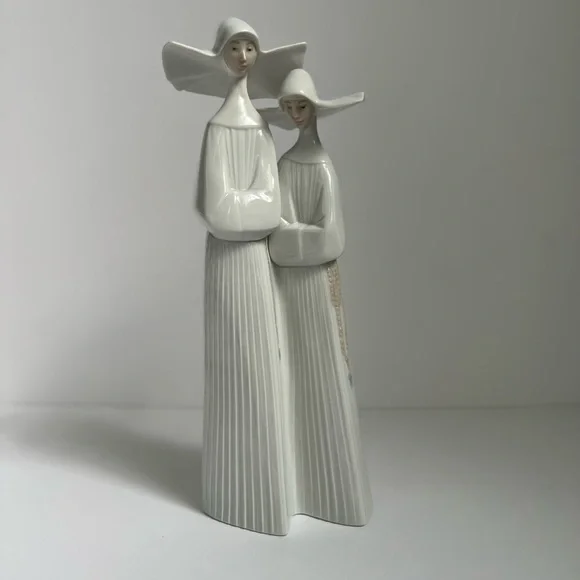 Lladro Nuns - Picture 6 of 7